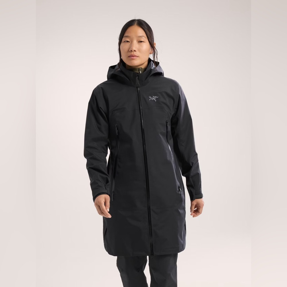 BETA COAT WOMEN'S M, L Black $600 Retail